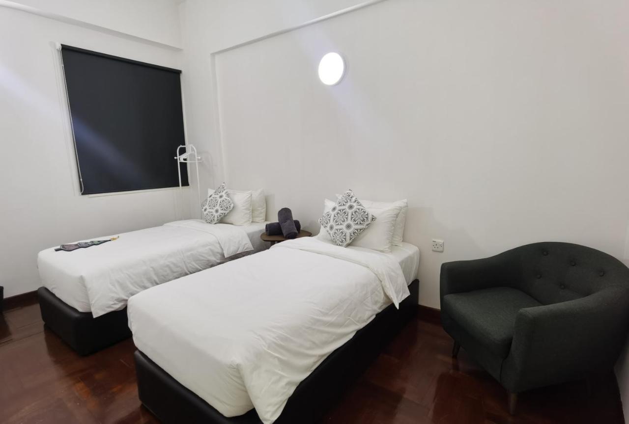 Lui Lui Comfy Condo In Great Location Kuah Esterno foto