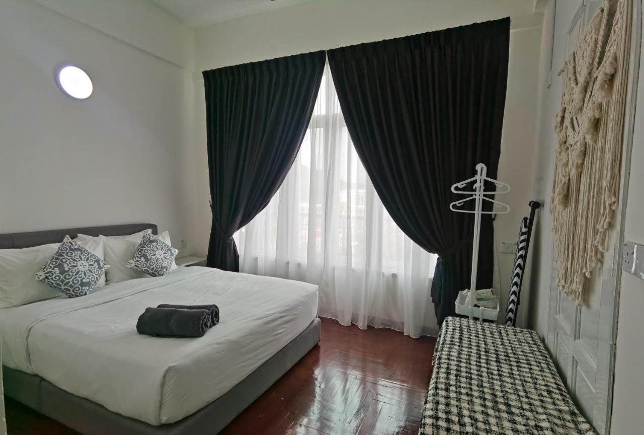 Lui Lui Comfy Condo In Great Location Kuah Esterno foto